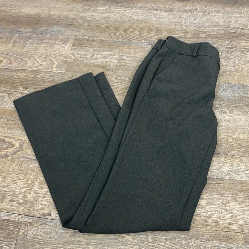 New York and Co Gray Dress Pants 2Tall - Picture 1 of 12